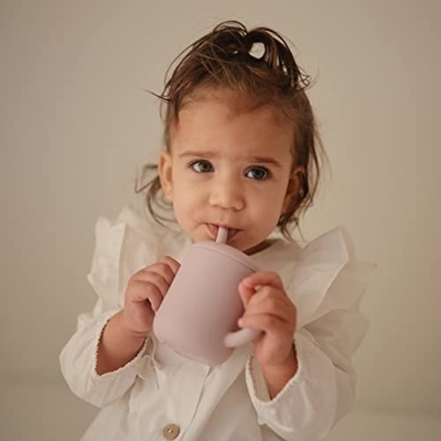 لیوان سیلیکونی نشتی بدون لغزش کودک با نی برای تغذیه